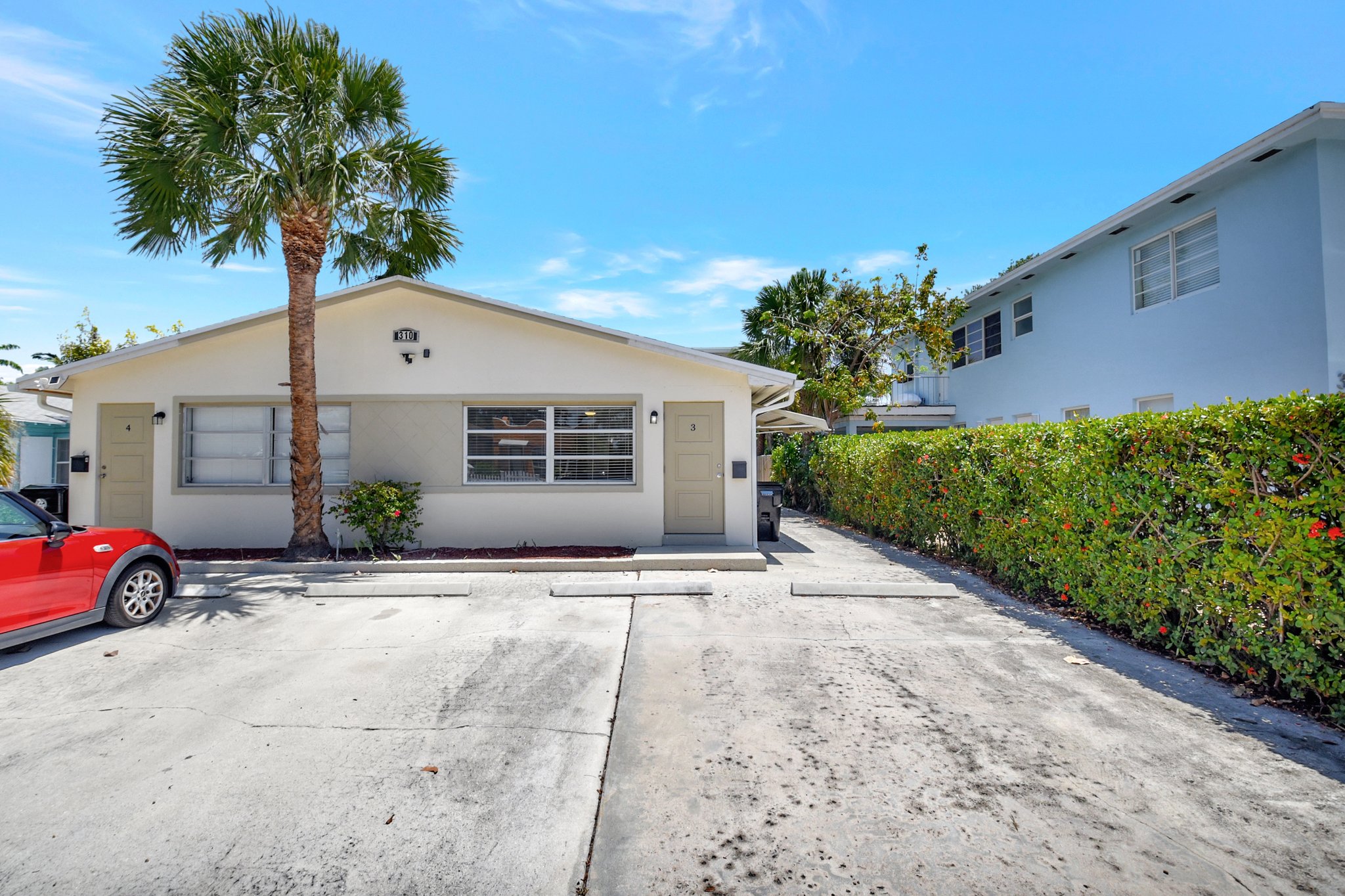 310 N "M" St. Apt 3